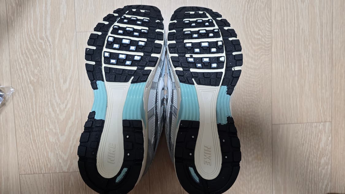 나이키 P6000 그레이/카키 225 상품이미지5