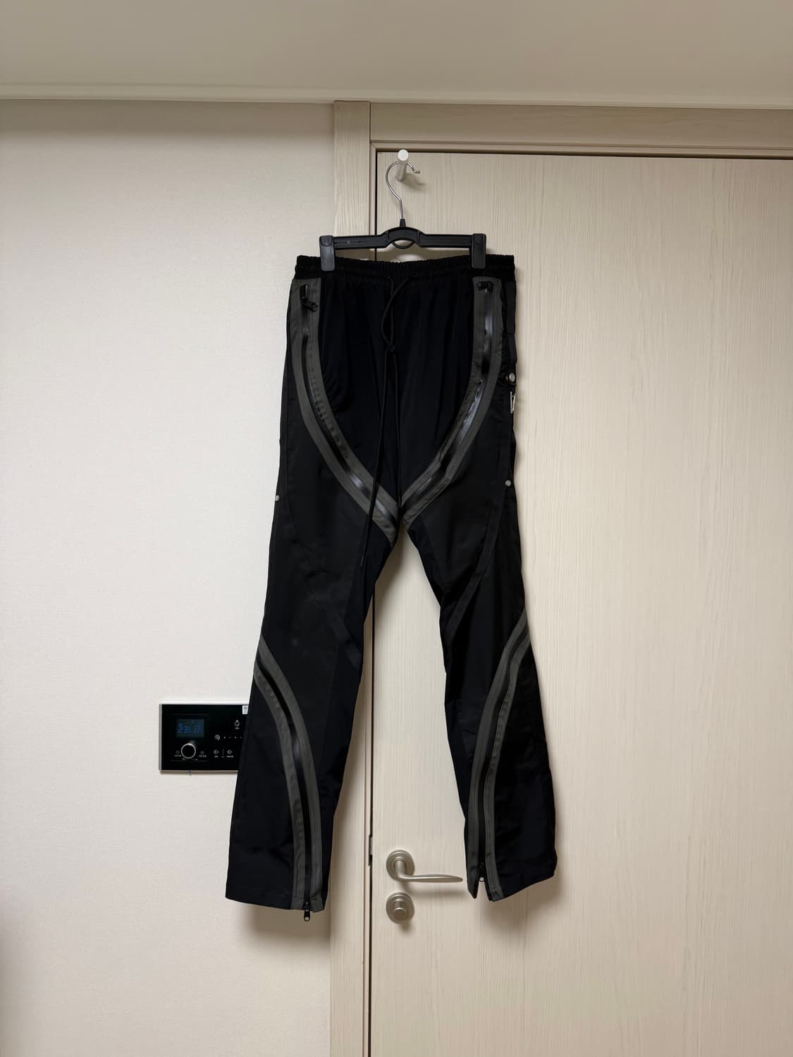 언더마이카 리전 트위스티드 팬츠 상품이미지3