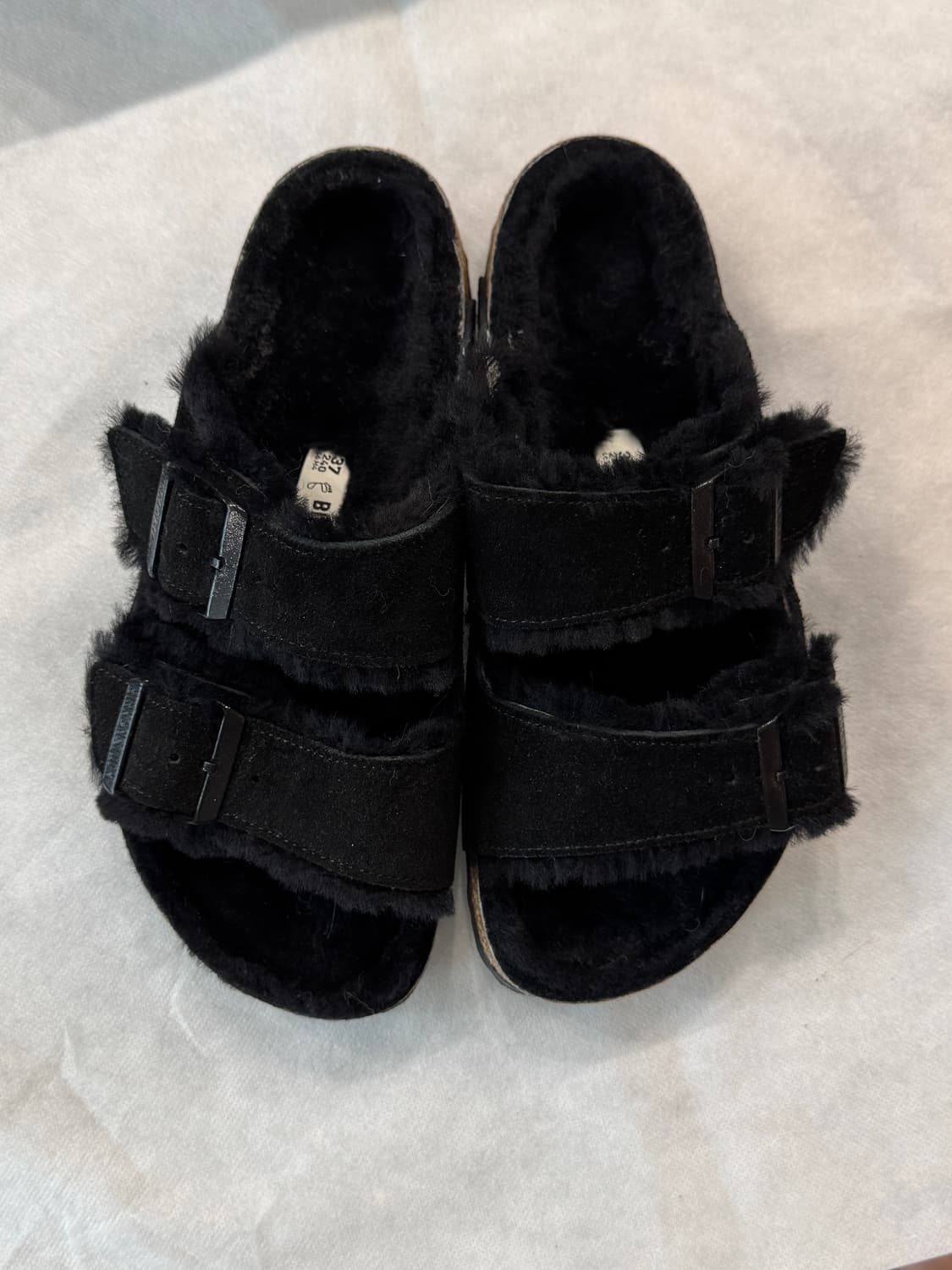 버켄스탁 아리조나 퍼 블랙 37 (240mm) 상품이미지2