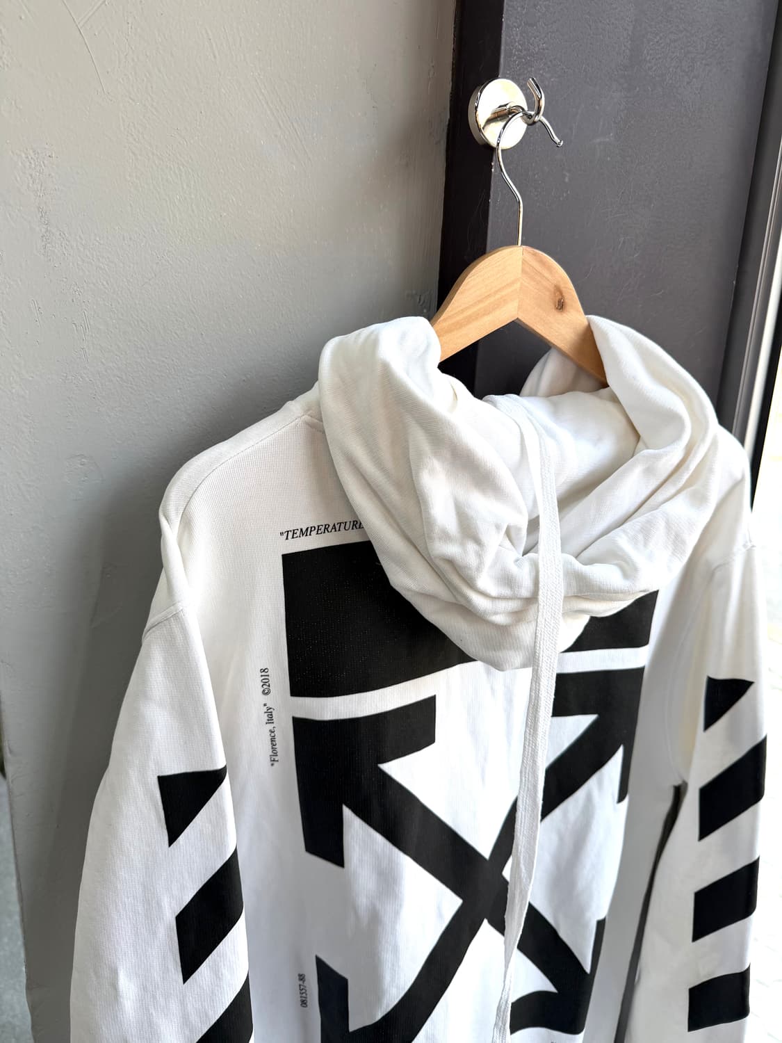 M/ 오프화이트 모나리자 크랙 후드티 상품이미지6