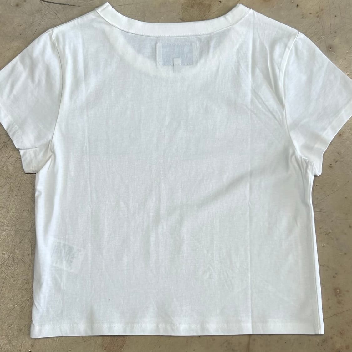 🫶🏻 새상품 마뗑킴 여성용 White 반팔티 🫶🏻 상품이미지3