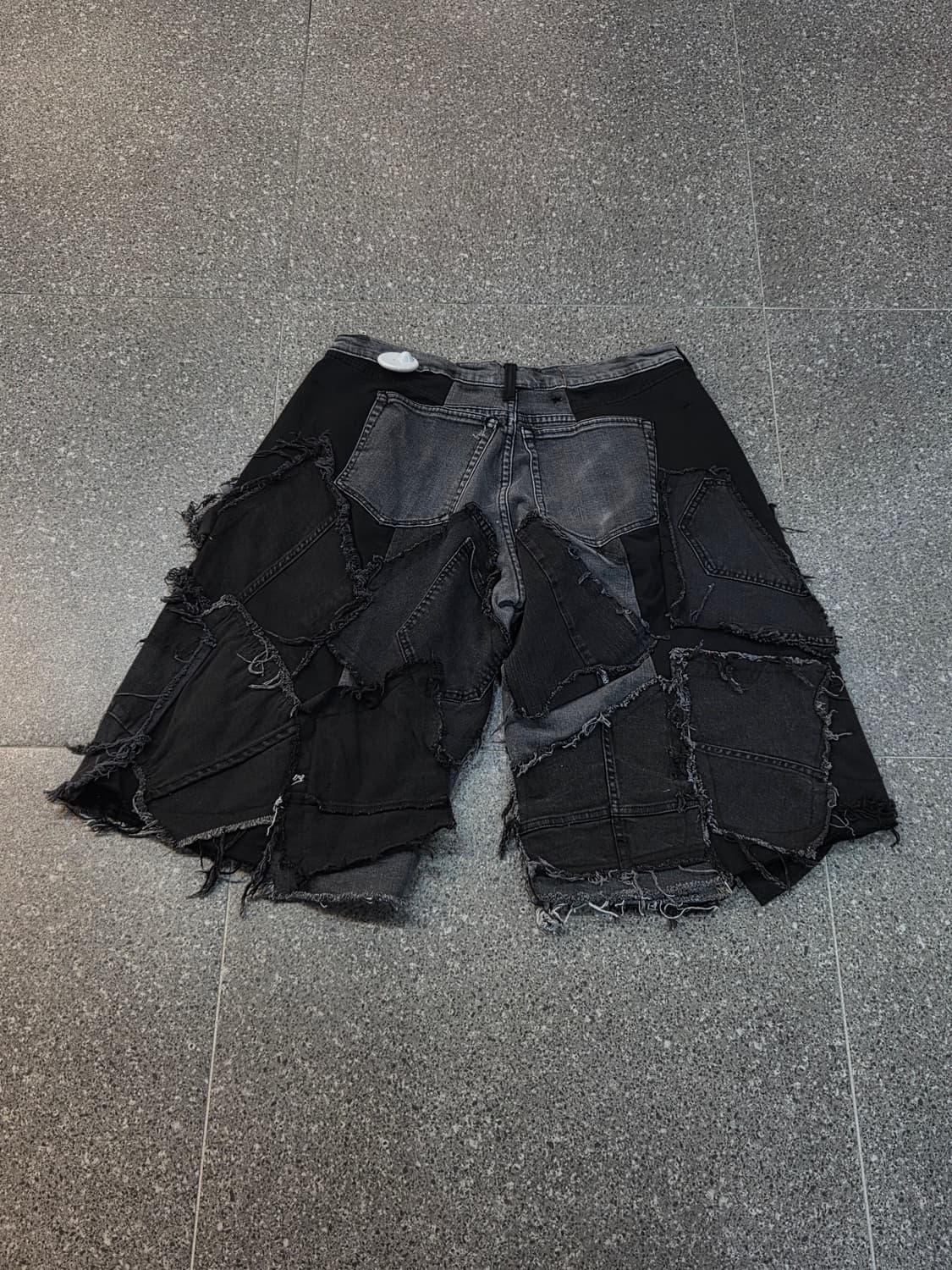 리메이크 흑청 패치 버뮤다팬츠 상품이미지5