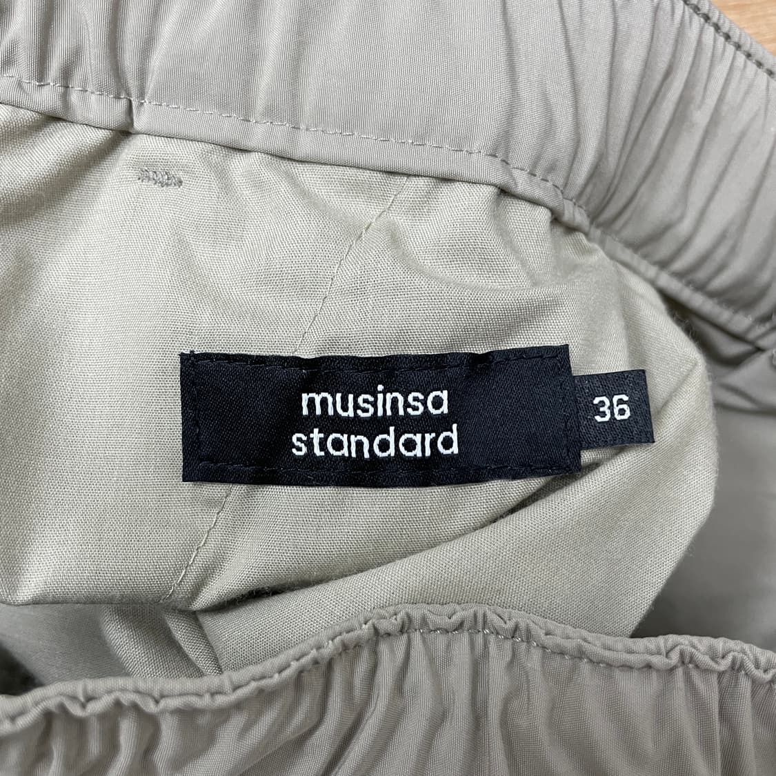 (새상품)무탠다드 시티레저 NP 와이드벨티드 카고팬츠 베이지(36) 상품이미지4