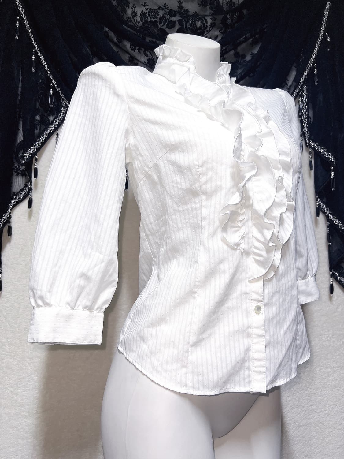 공겜여주 로맨틱고딕 갸루 화이트 프릴러플 블라우스 로걀탑 핀터 대장 일브 상품이미지5