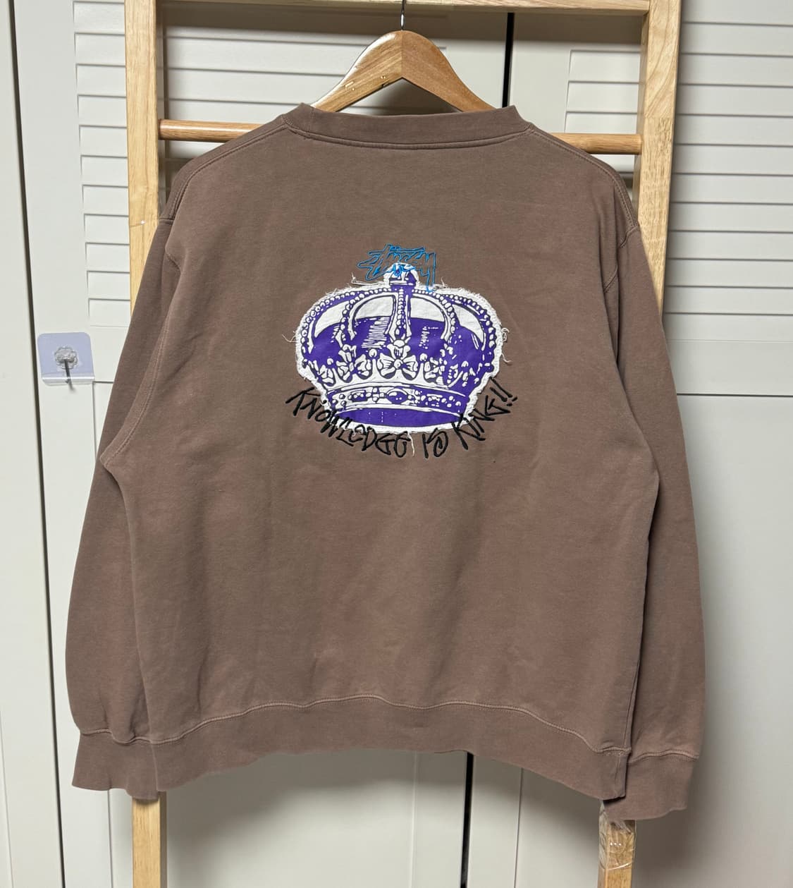 스투시 00s 빅로고 카라멜 베이지 오버핏 맨투맨 상품이미지5