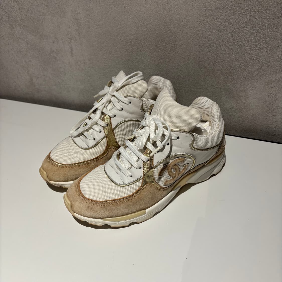 샤넬 CC 로고 크루즈 스니커즈 상품이미지1