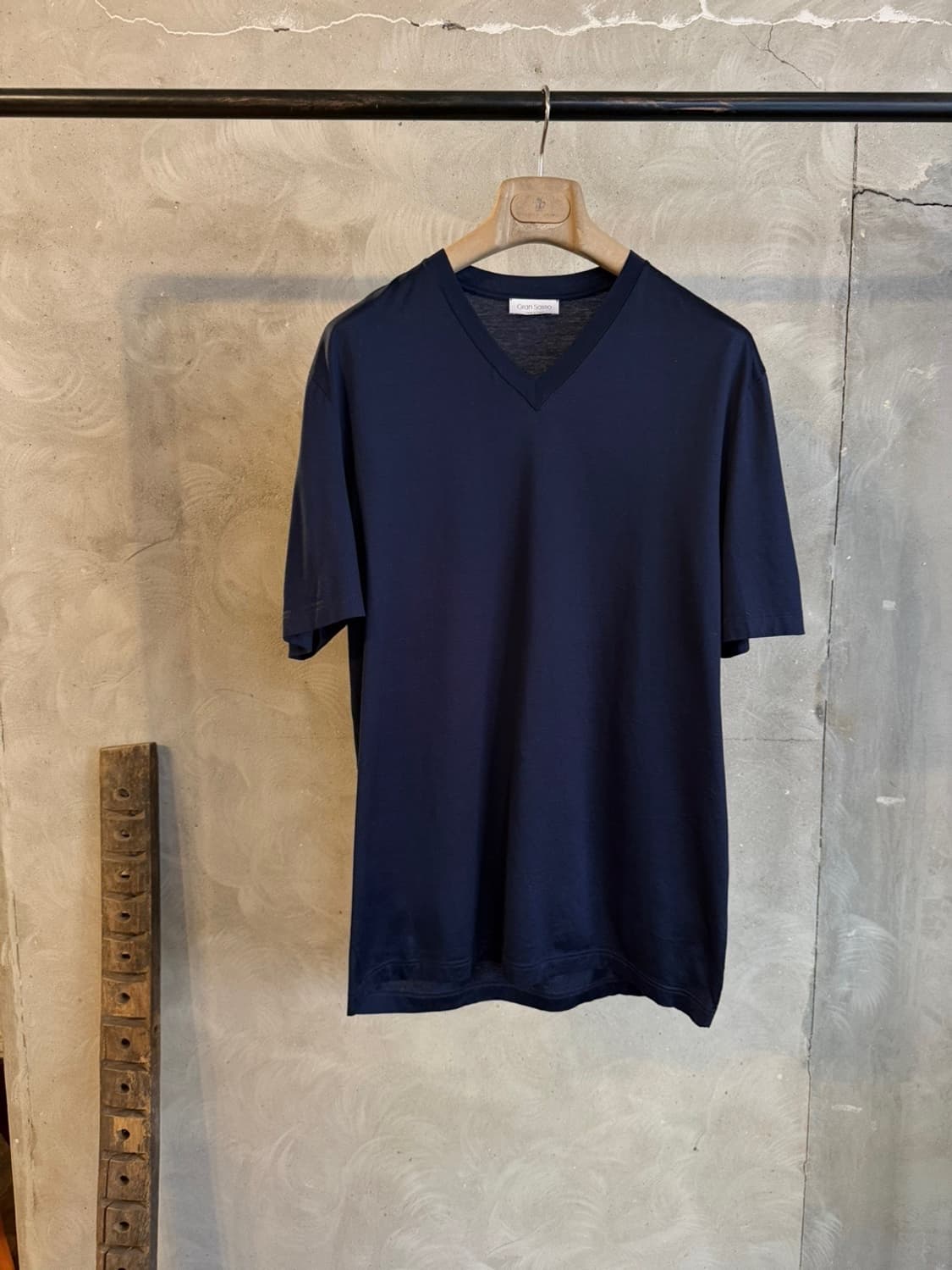 그랑사쏘 브이넥 티셔츠 100 상품이미지1