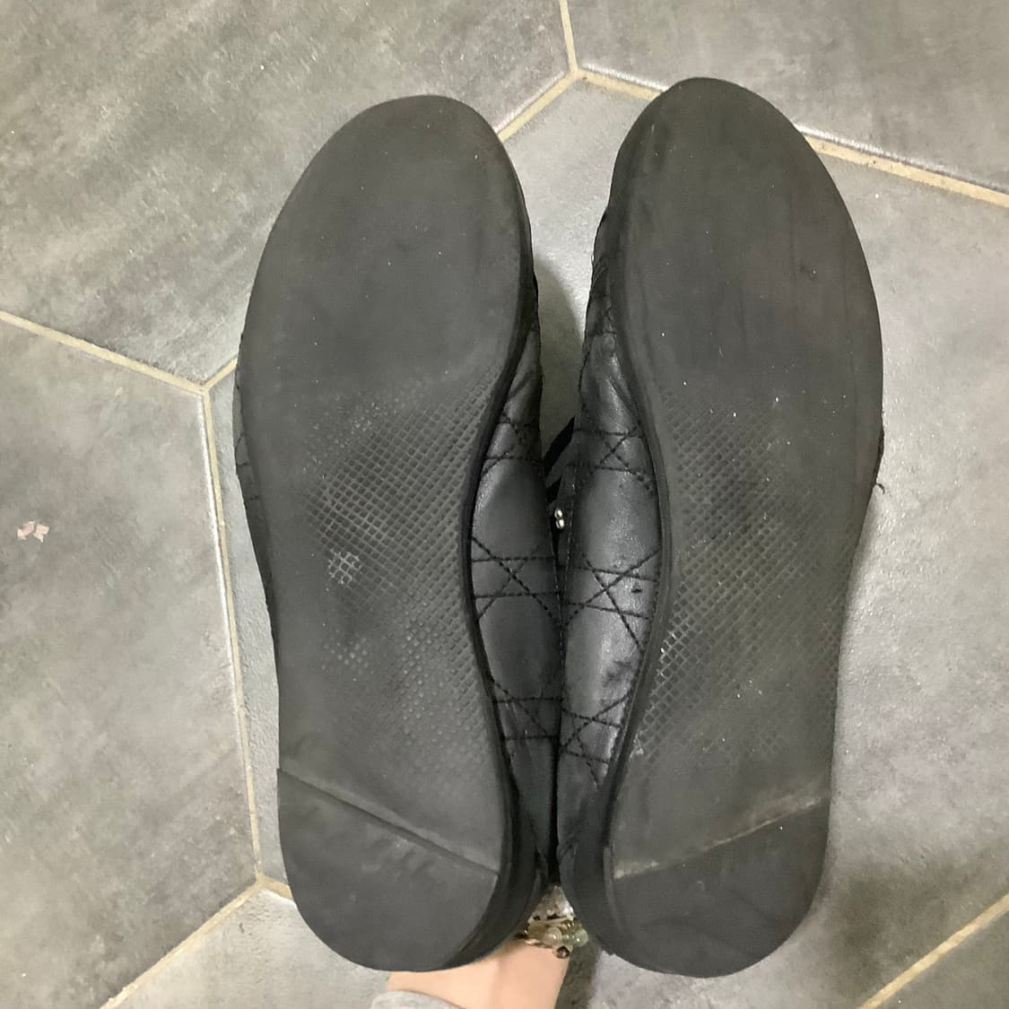 디올 까나쥬 스니커즈 37.5 상품이미지7