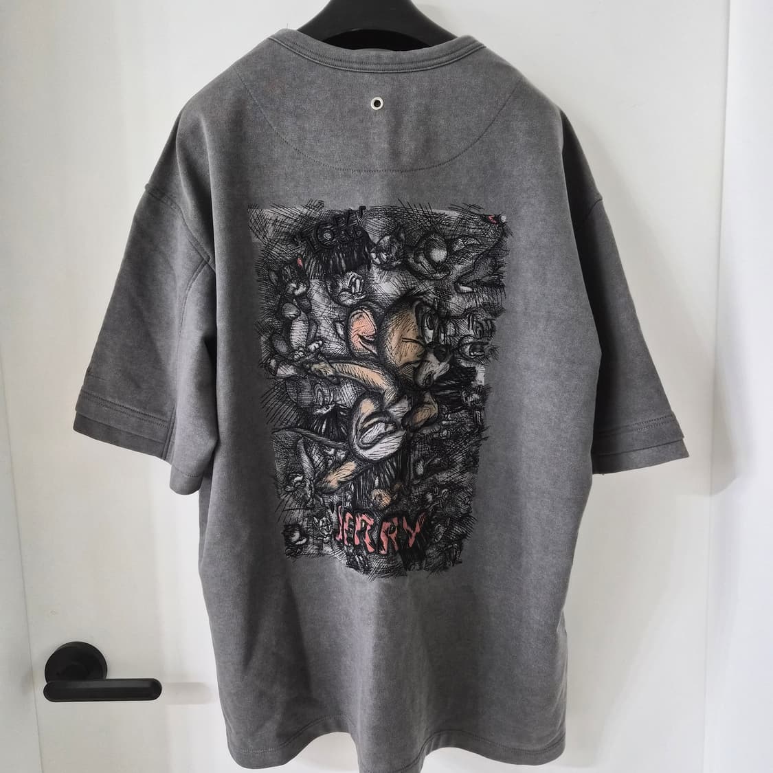 송지오 디즈니 24 콜라보 제리 반팔 48사이즈 상품이미지1