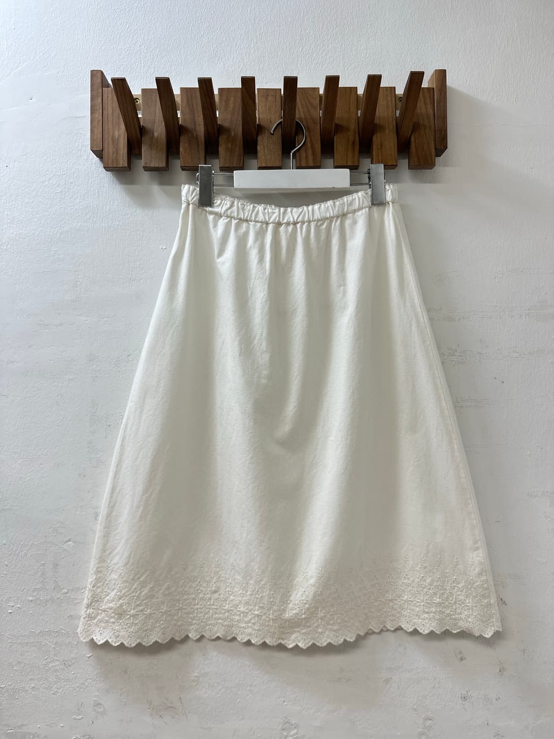 일본빈티지 코튼 핀턱 싸개버튼 플라워 레이스 자수 펀칭 디테일 스커트 상품이미지8