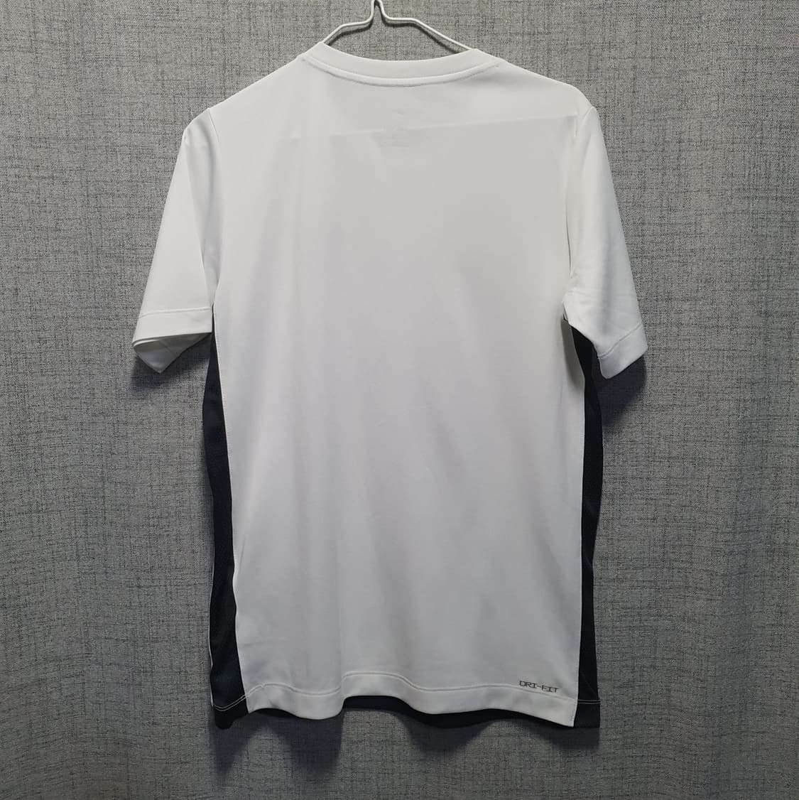 나이키 드라이핏 스우시  반팔 티셔츠 XL 상품이미지2