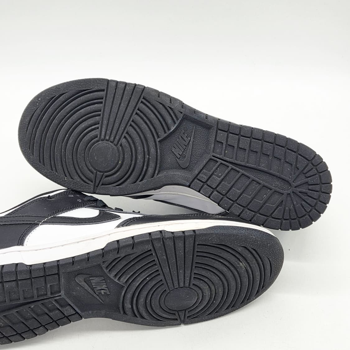  나이키 덩크 로우 레트로 블랙 (270) 상품이미지3