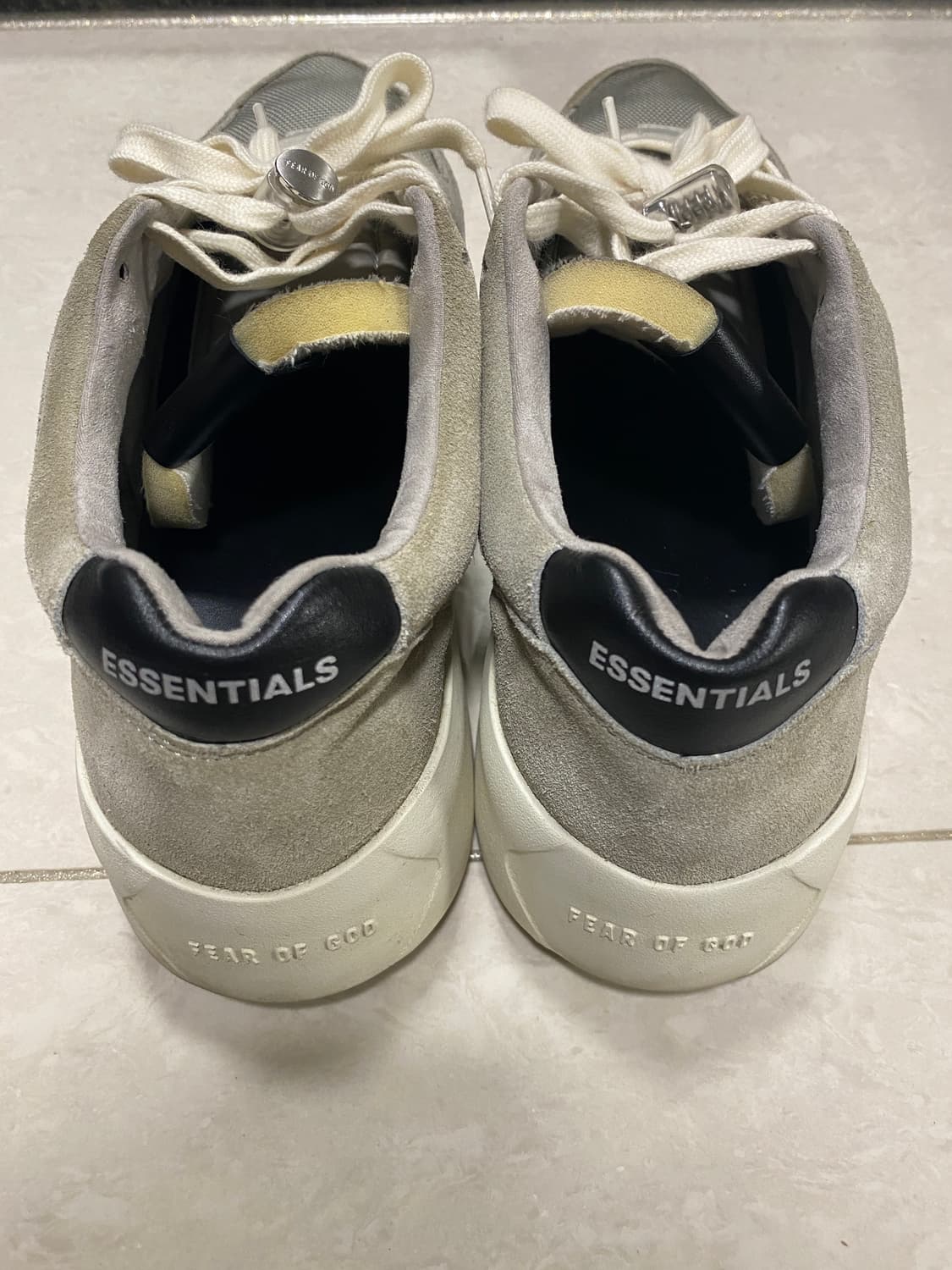 FEAR OF GOD ESSENTIALS Sneakers 상품이미지2