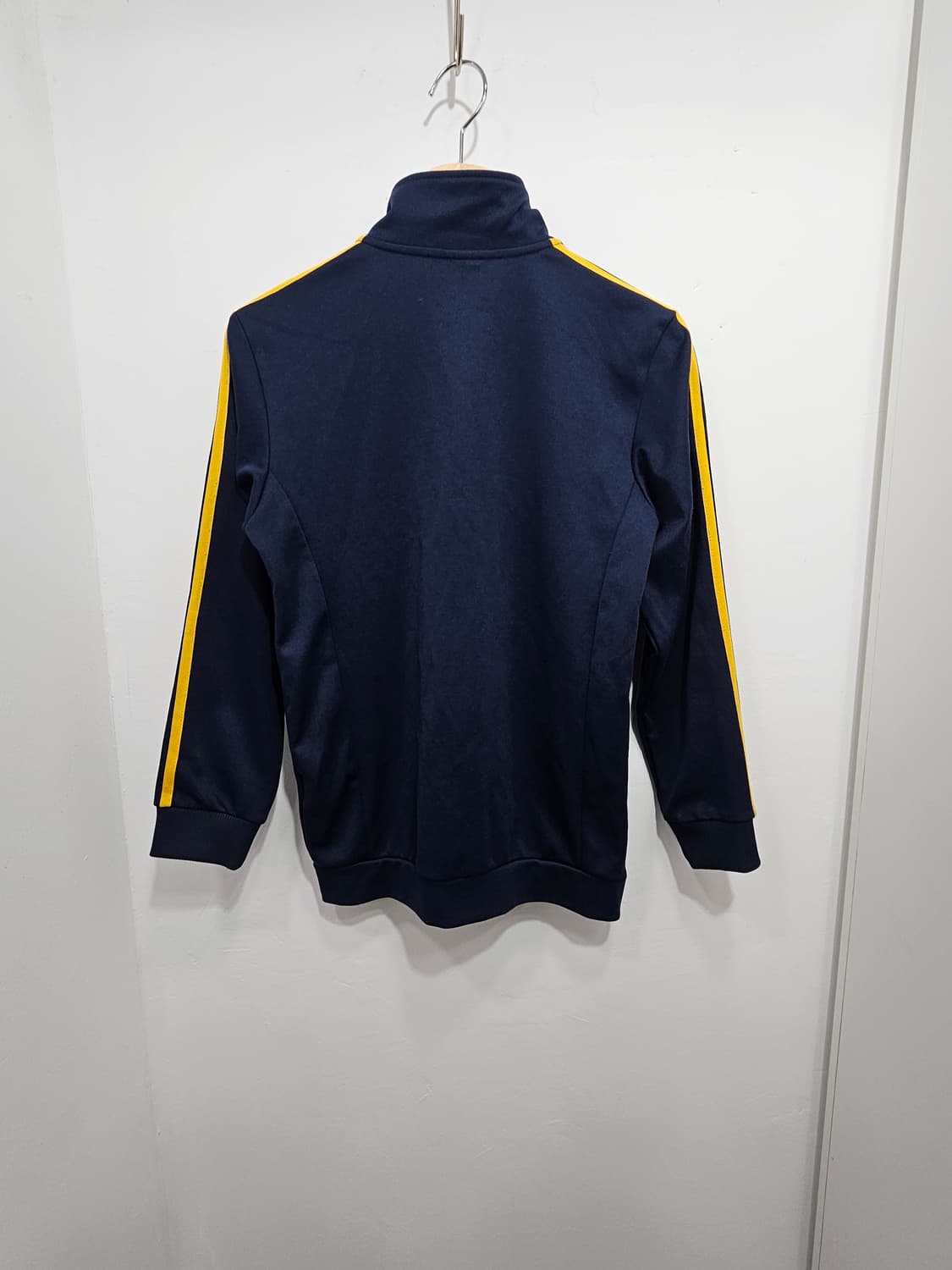 아디다스(Adidas) 쳐지 트랙탑 79  상품이미지10