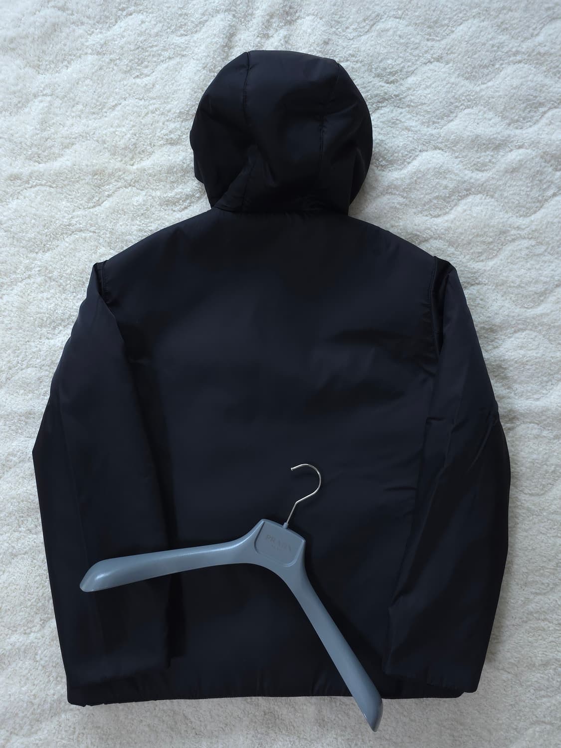 [L] 프라다 리나일론 개버딘 봄버 패딩 블랙(SGB499) 상품이미지3