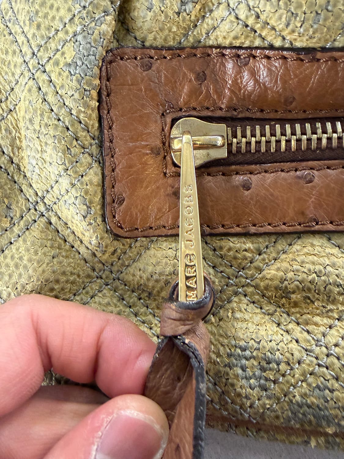 마크 제이콥스 퀼팅 숄더백 상품이미지3