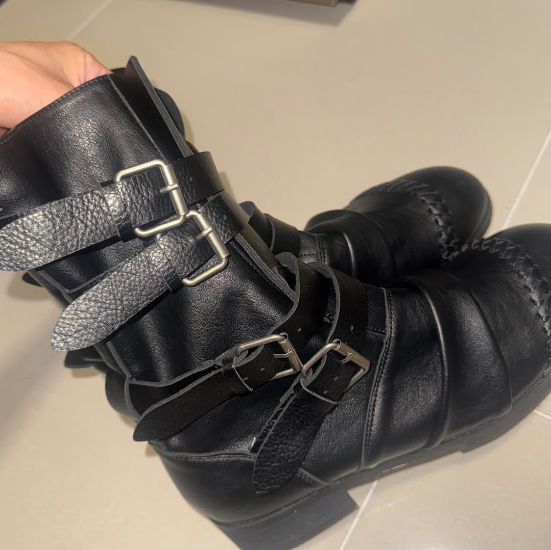 Whoop de doo Buckle Strap Leather Boots 상품이미지2
