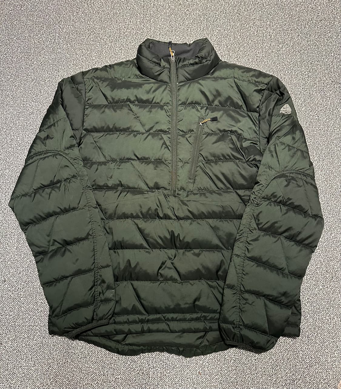 나이키 ACG 패딩 반집업 카키 m 상품이미지1