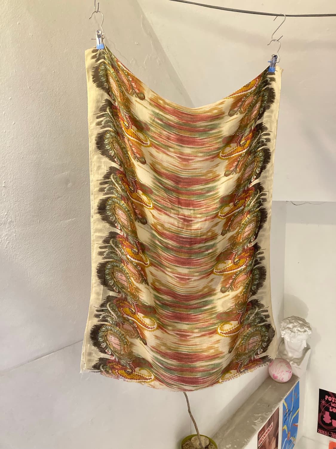 에스닉 페이즐리 패턴 패브릭 상품이미지1