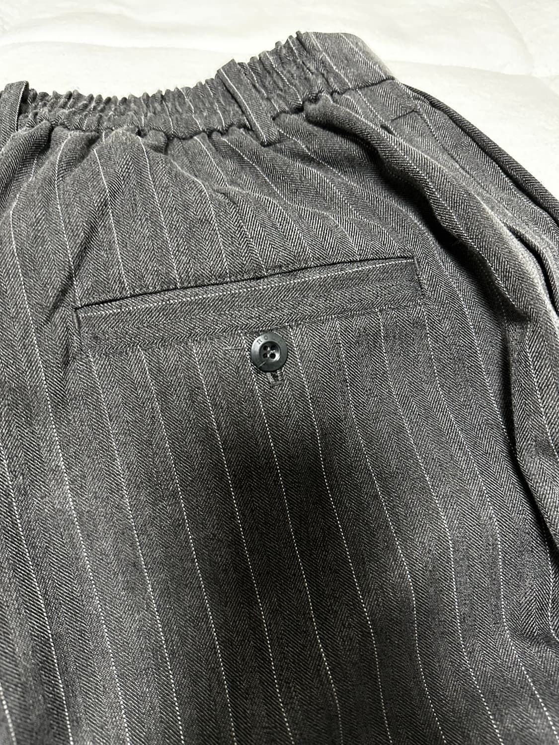 노운 wide taperd pants (stripe charcoal) 상품이미지4