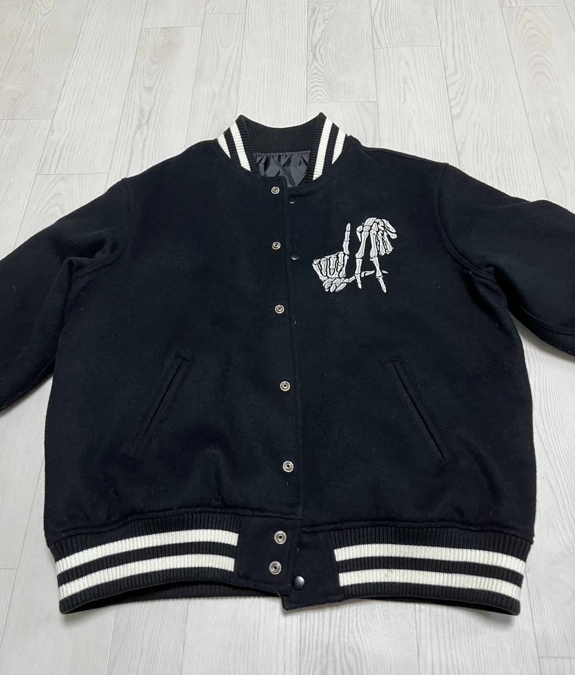 라퍼 본 바시티 자켓 상품이미지1