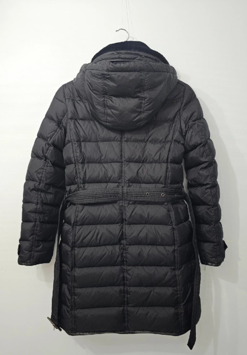 정품 버버리 블랙 벨티드 롱패딩 ~55반 상품이미지5