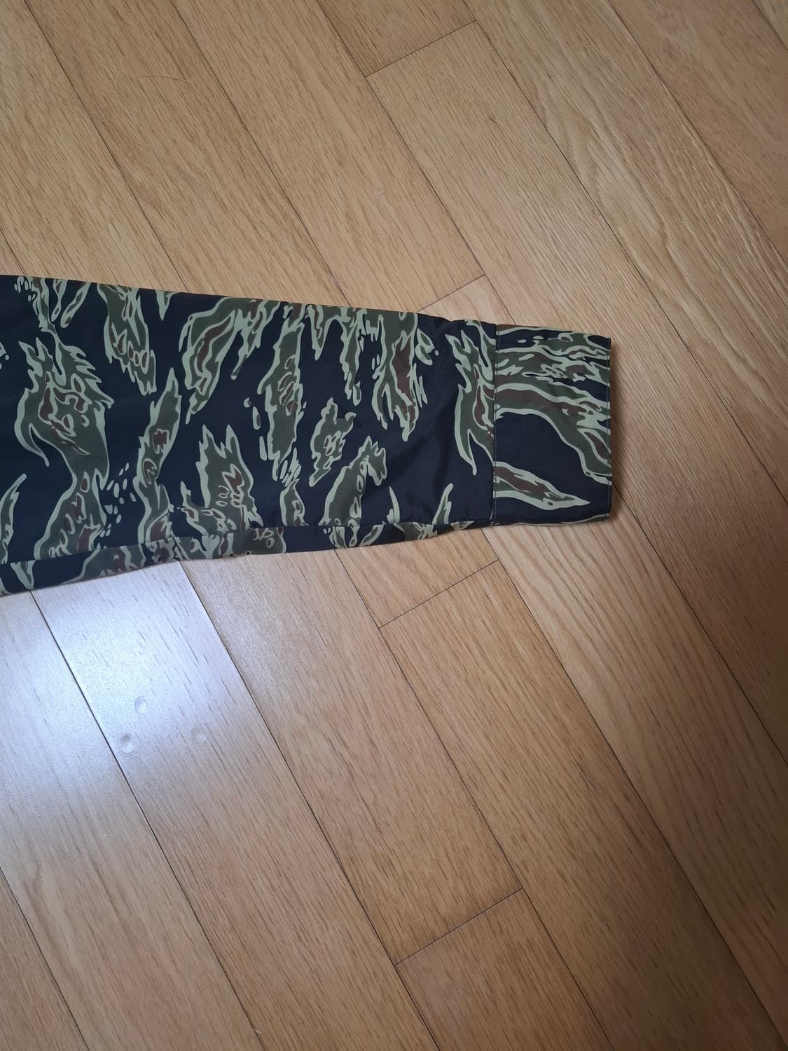 스투시 타이거카모 카모 코지자켓 자켓 팝니다. 상품이미지7