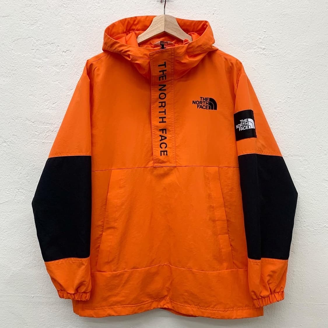 노스페이스 화이트라벨 오렌지 아노락 상품이미지2