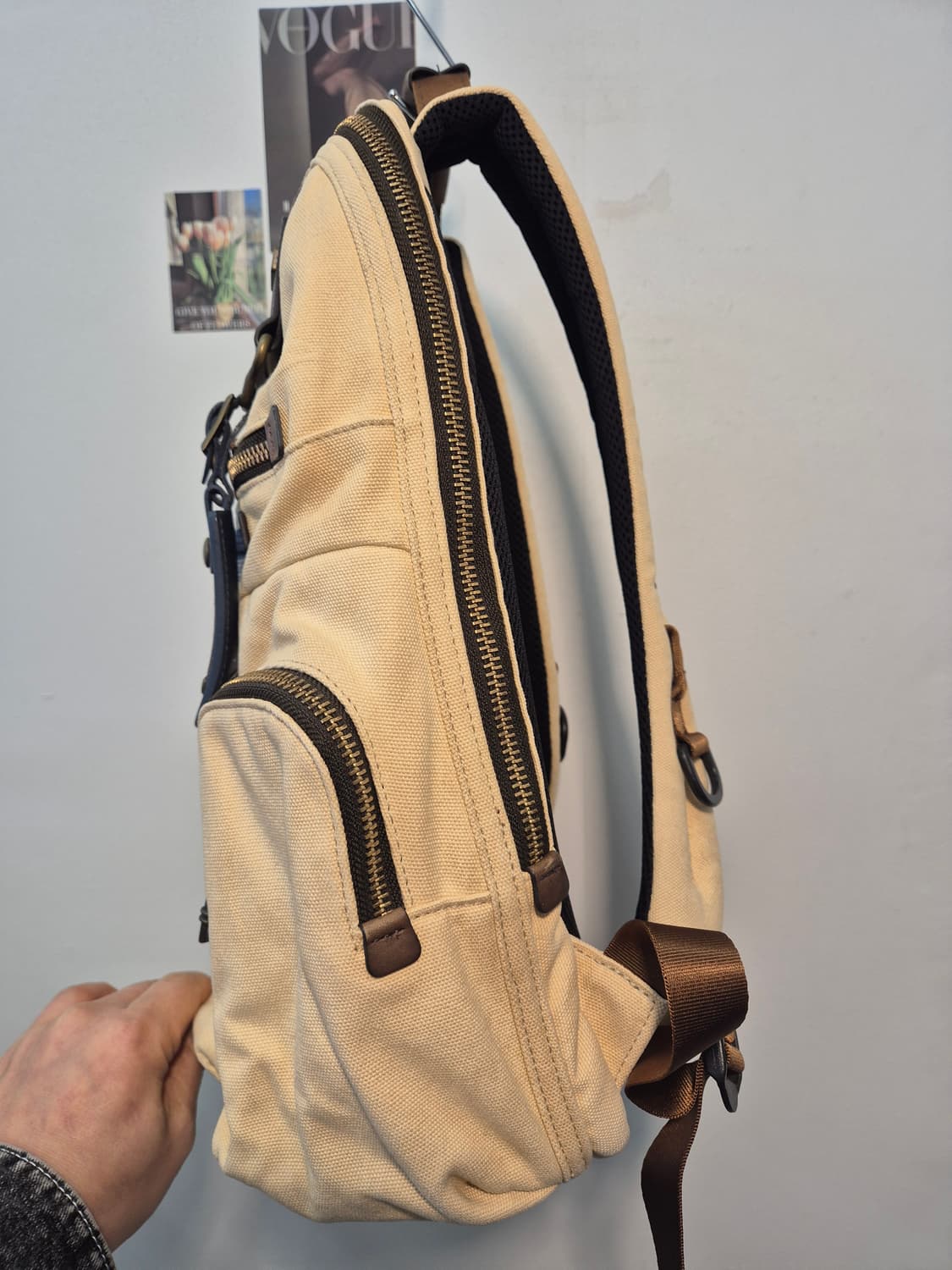 투미 녹스 백팩 베이지 색상 상품이미지3