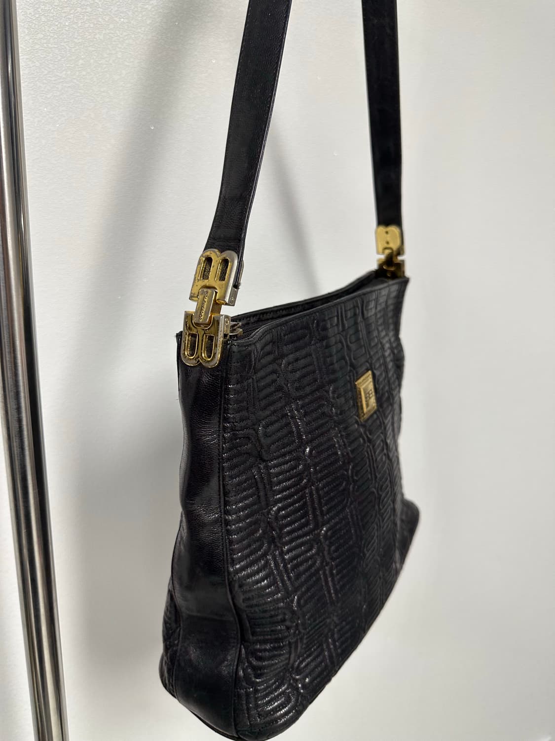 발렌시아가 레더 숄더백 상품이미지4