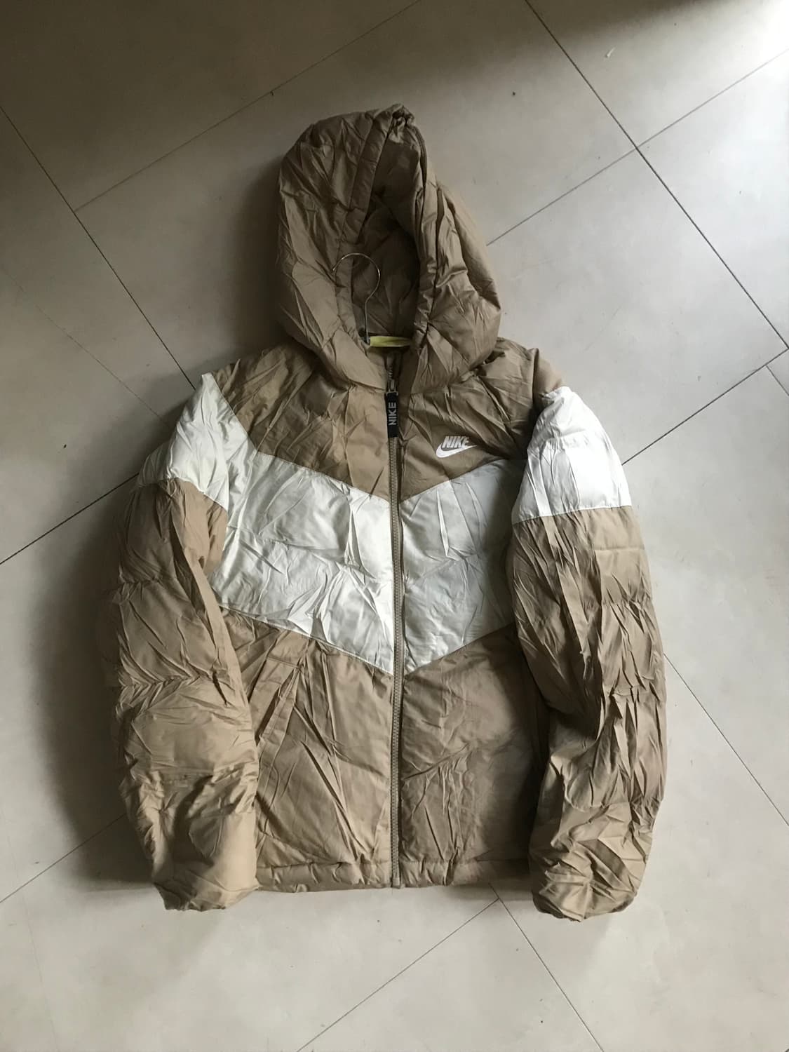 나이키 베이지 패딩 상품이미지7