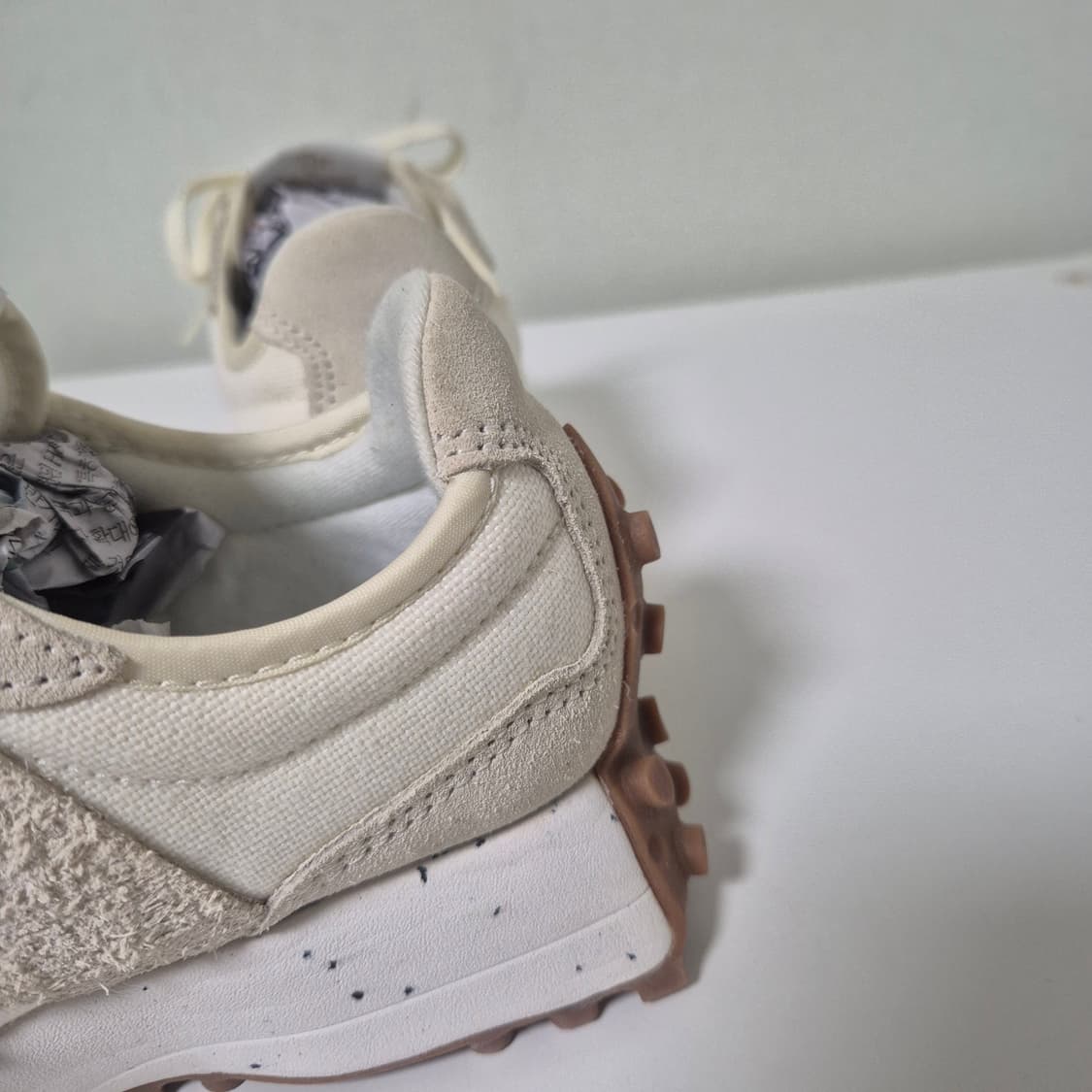 뉴발란스 327 아이보리 운동화220 상품이미지6