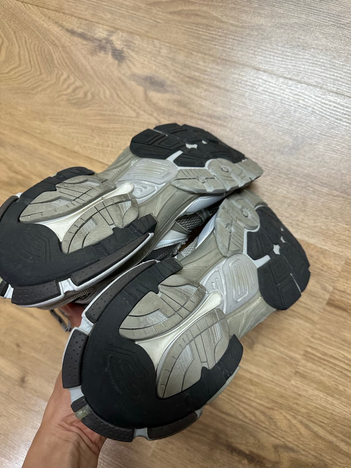 발렌시아가 러너 2.0 베이지 43 상품이미지5