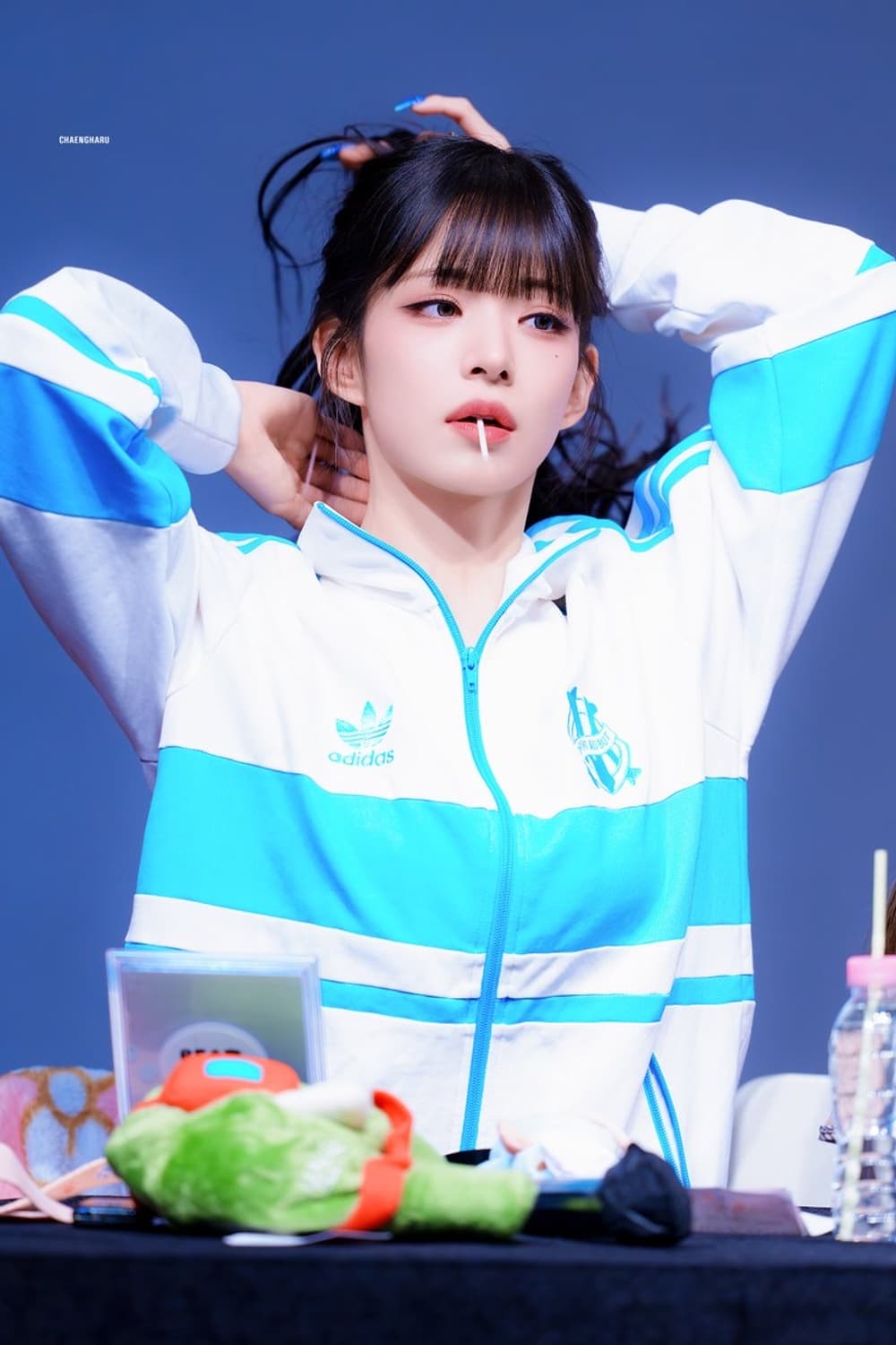 아디다스 올림피크 드마르세유 트랙탑 상의 화이트 색상 상품이미지1