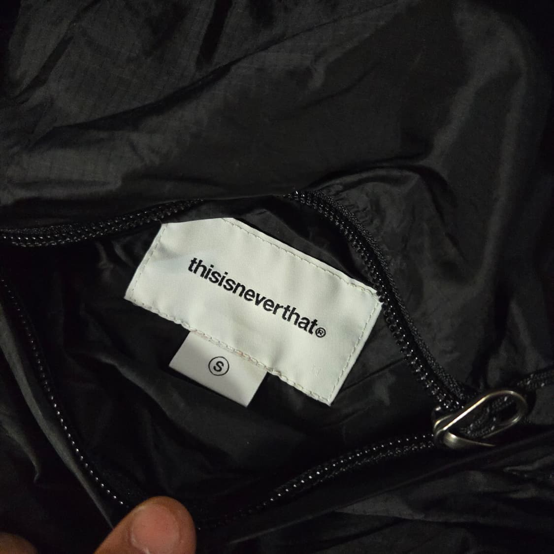 디스이즈네버댓 인슐레이트 리버서블 베스트 조끼 S 블랙 상품이미지3