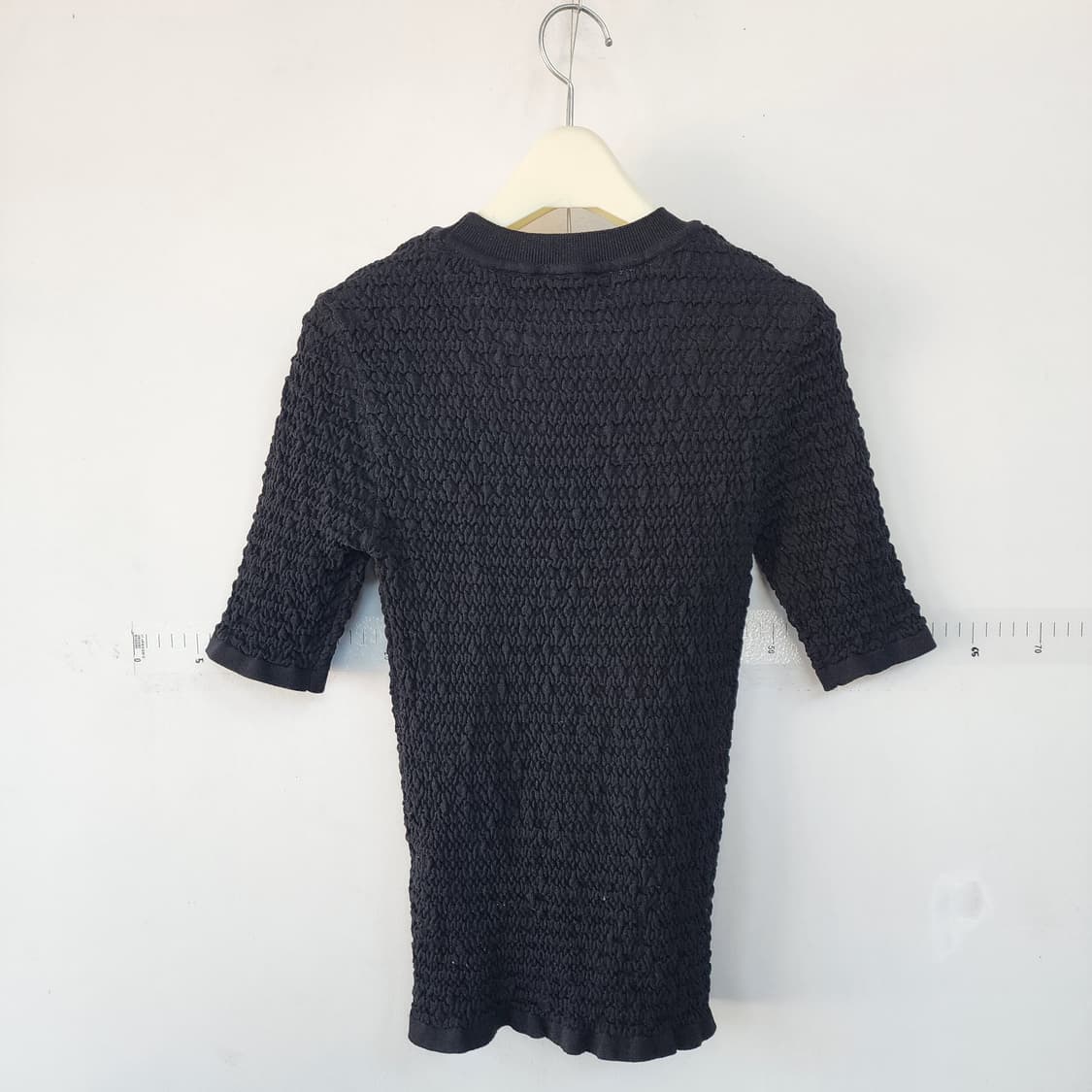 DKNY 블랙 셔링 반팔 티셔츠 상품이미지3