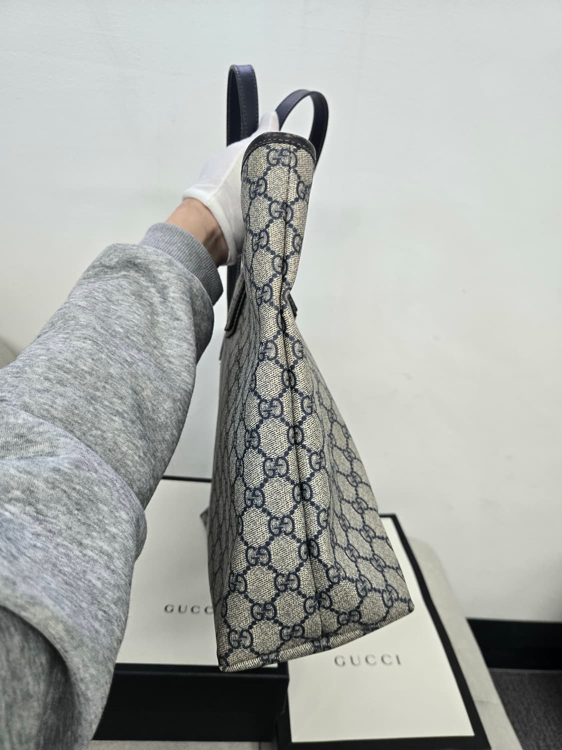 [보증서 정품] 구찌 시그니처 토트백 라지 상품이미지6