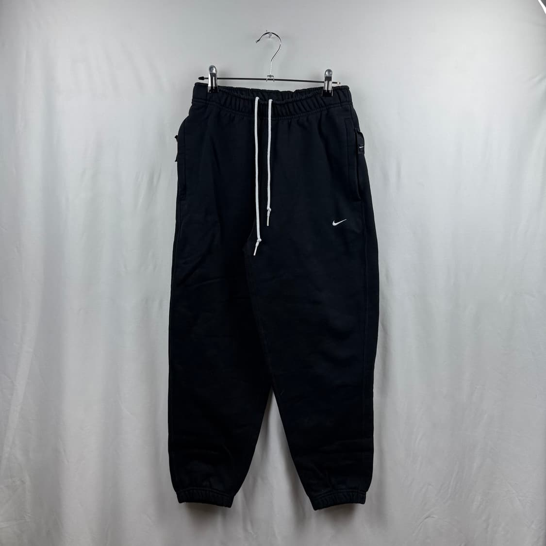 (S) 나이키 NRG 솔로 스우시 플리스 팬츠 블랙 상품이미지2