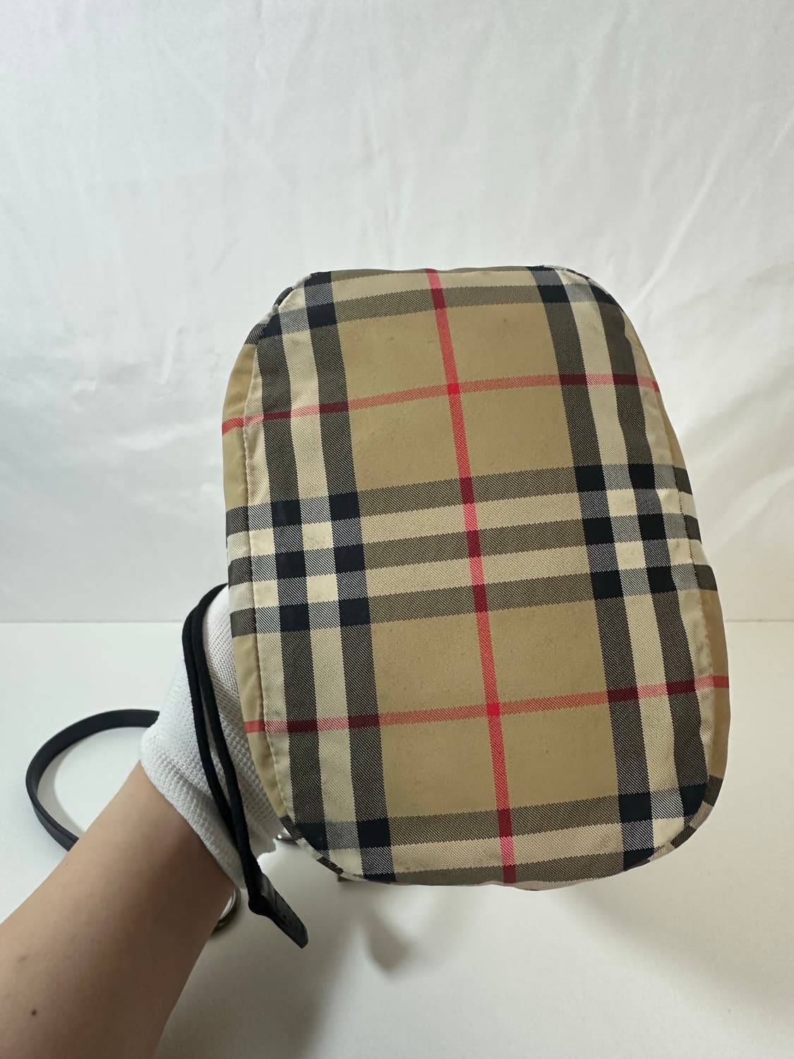 버버리 레터링 드로우스트링 포이백 (OS) 상품이미지4