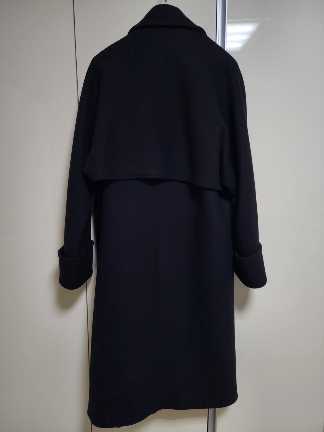 (새상품)솔리드옴므 30주년 런웨이 블랙 코트 46사이즈 상품이미지4