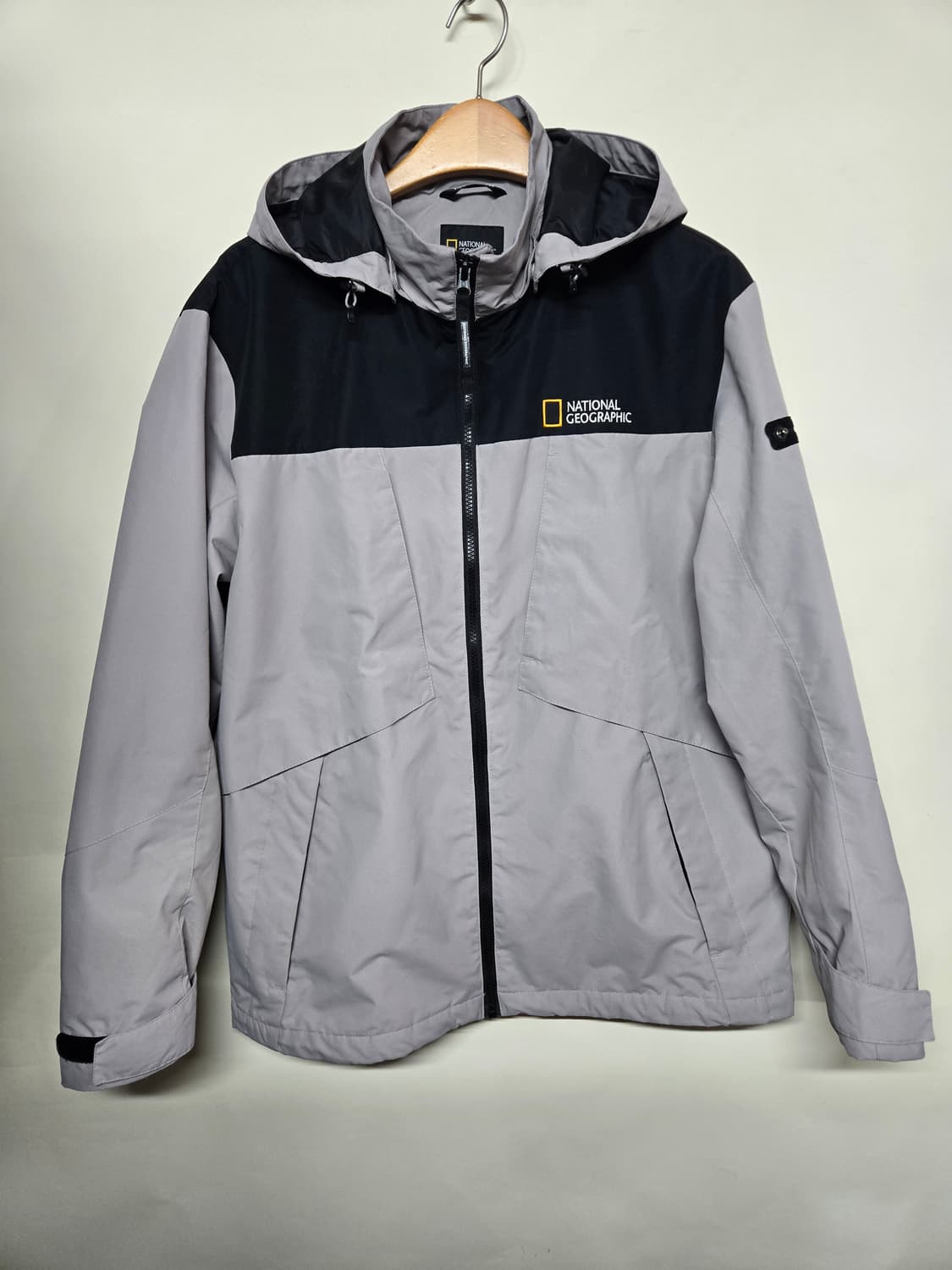 내셔널지오그래픽 후드 바람막이 자켓 XL 회색 팔와펜X 상품이미지1