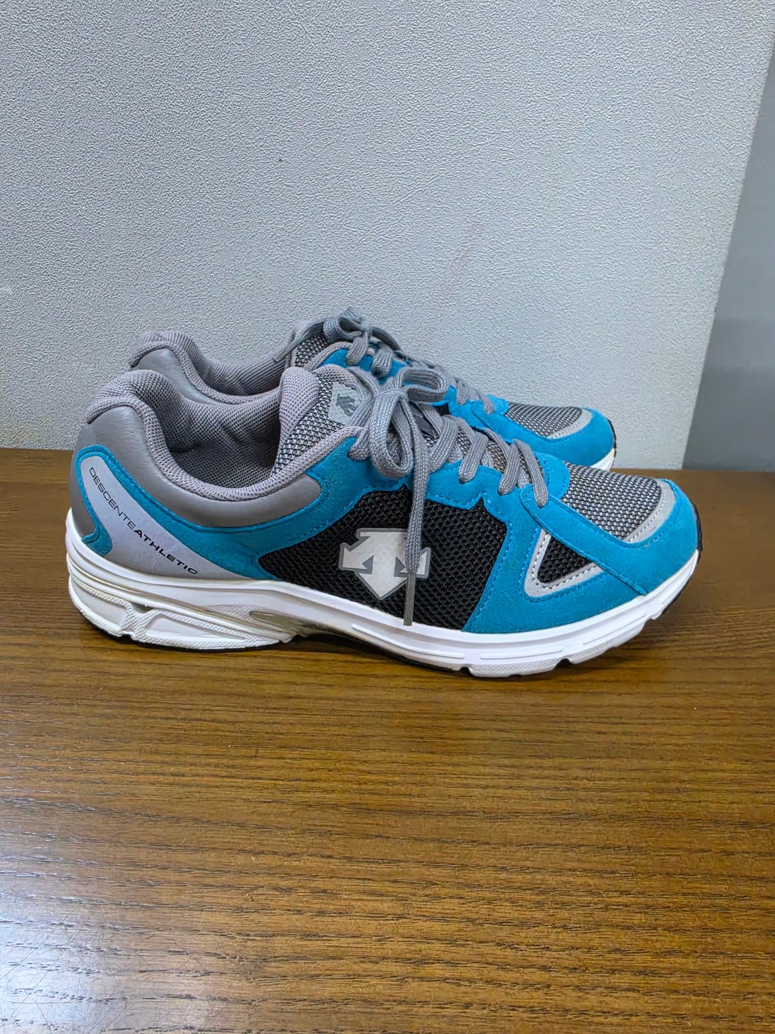 데상트 런닝화 TR 상품이미지1