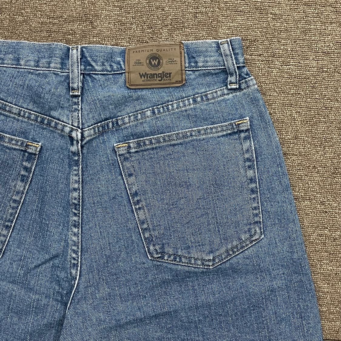 (33) Wrangler 랭글러 데님 반바지 상품이미지2