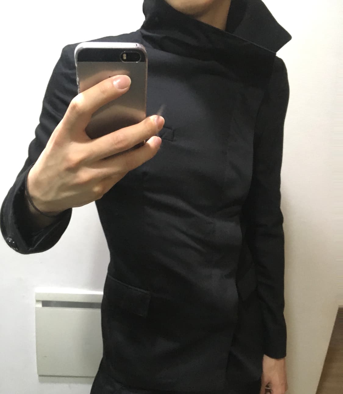 어태치먼트 비대칭 사선 랩 자켓 상품이미지3