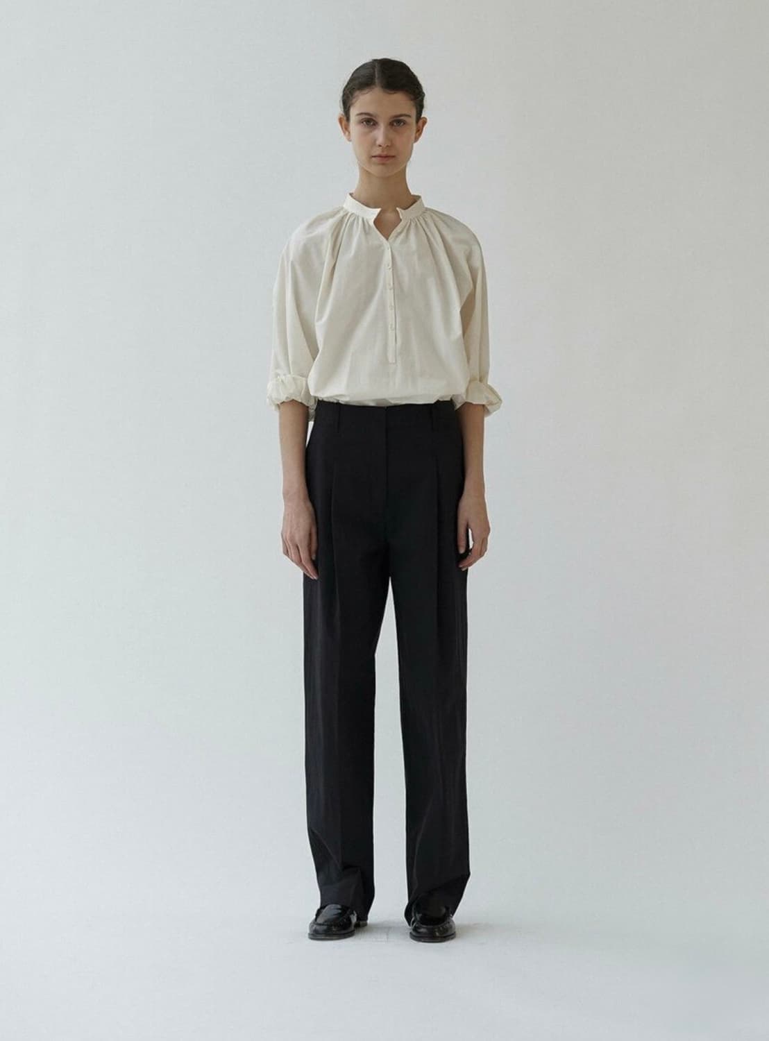 Nothing written kate shirring shirt 상품이미지1