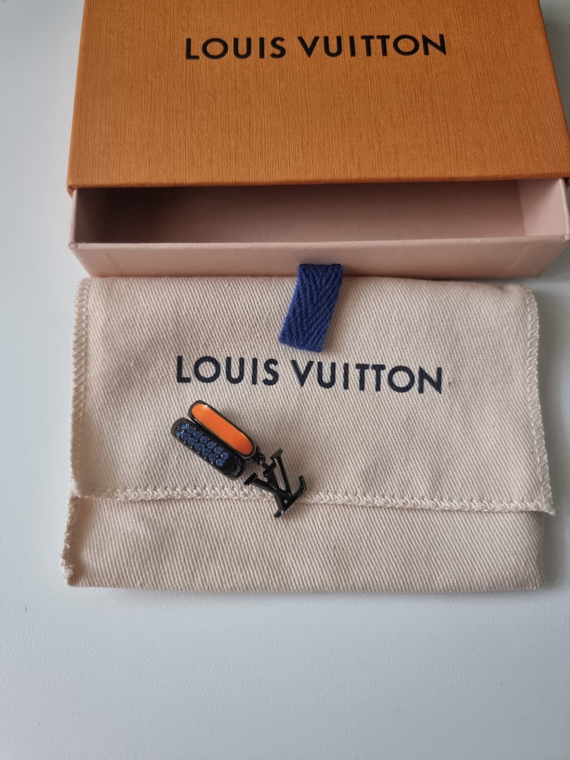 루이비통 파라다이스 체인 드롭 귀걸이 남성용 상품이미지7