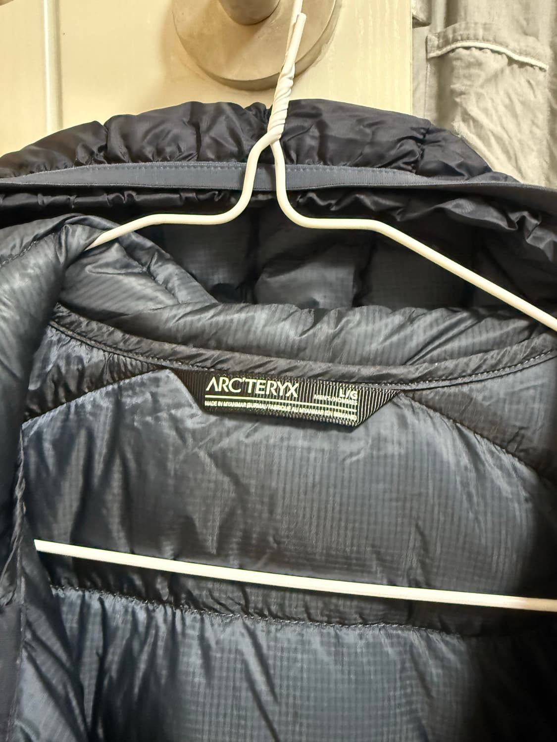 아크테릭스 세륨 21fw 네이비 L 상품이미지3