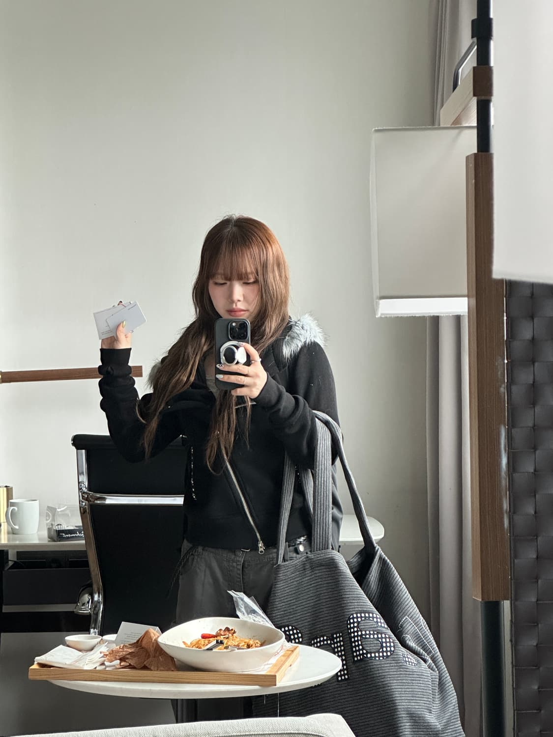 스터드 퍼 후드집업 (블랙)  상품이미지3