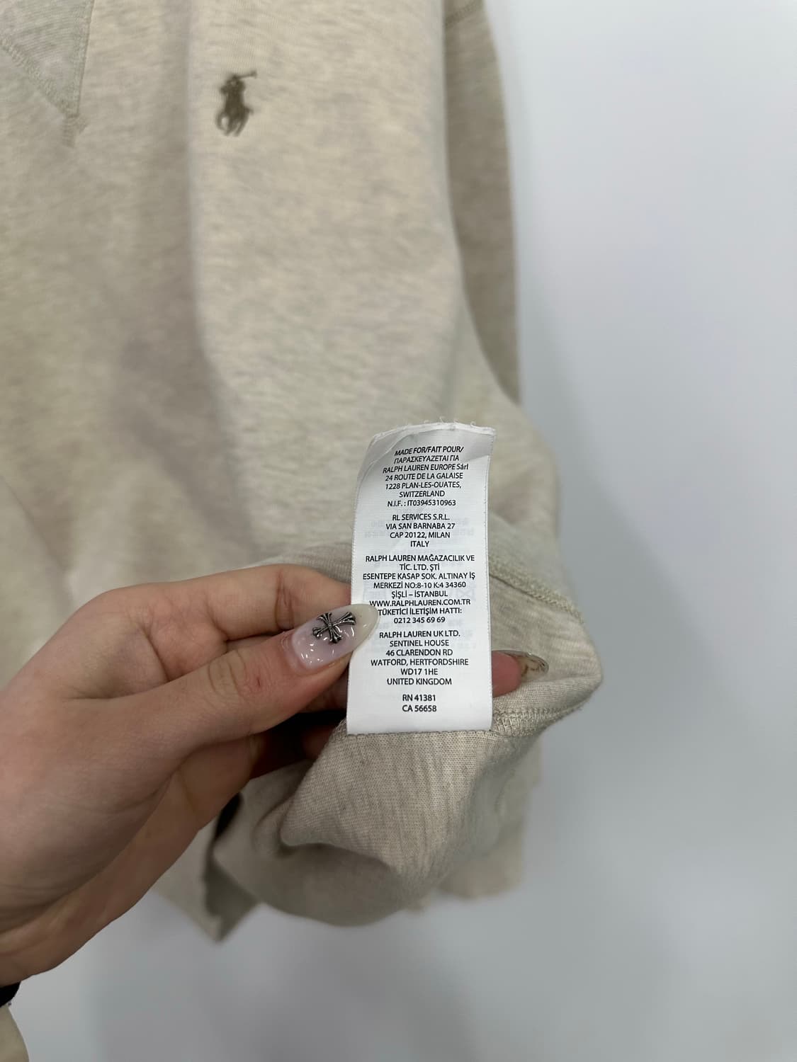 폴로 크림 베이지 맨투맨  상품이미지4