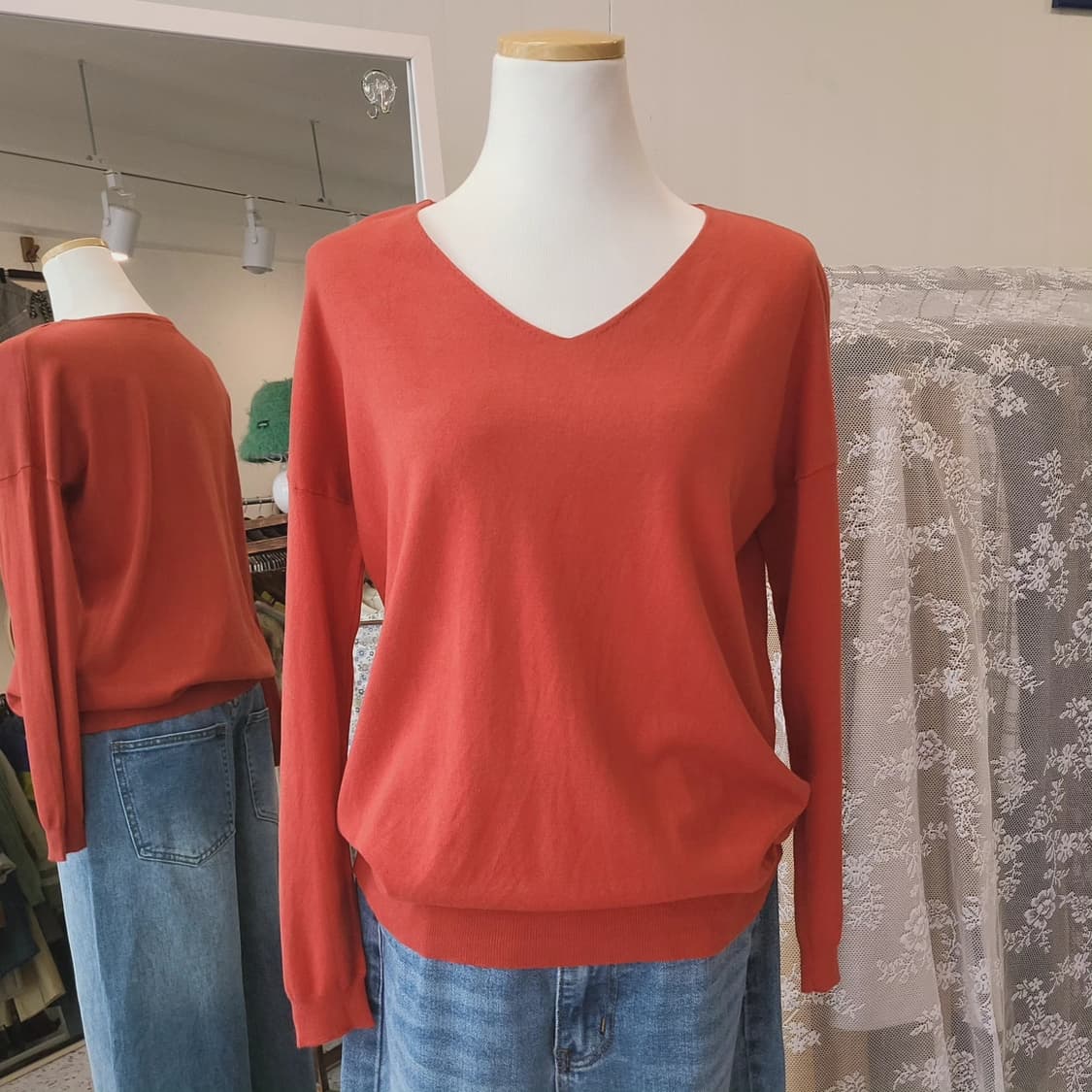 Lounie 실크면 니트 상품이미지7